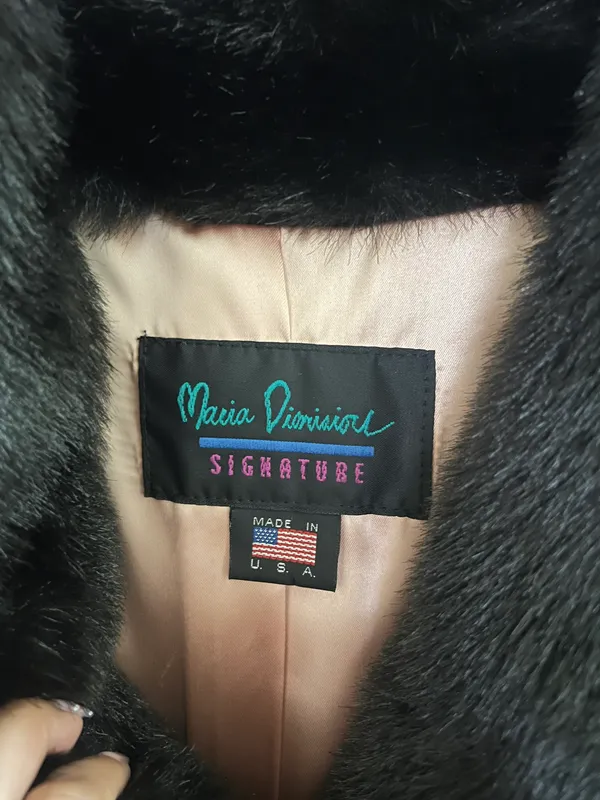 Maria Dionisiou fur coat Vintage - Image 2