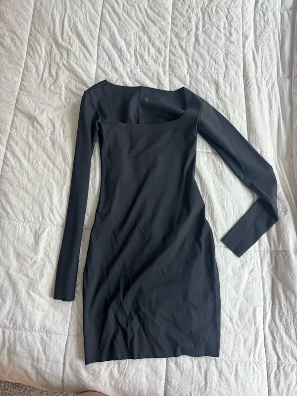 SKIMS Dress Long Sleeve - Image 2