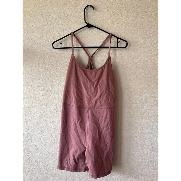 Old Navy PowerChill Racerback Romper Pink Athletic One Piece 6" Inseam - Image 4