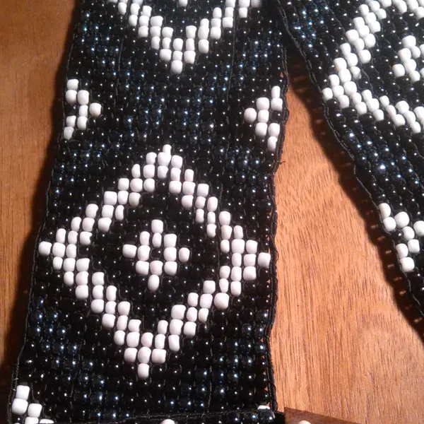 Southwestern Handcrafted Seed Bead Belt With Wooden Buckle - Image 5