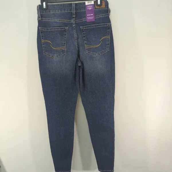 Signature By Levi's Strauss Women's Mid Rise Skinny Med Wash‎ Sz. 27 NWT - Image 4