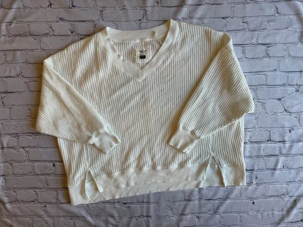 American Eagle Top Womens Large Thermal Oversized White V-neck Waffle Knit Shirt - Image 8