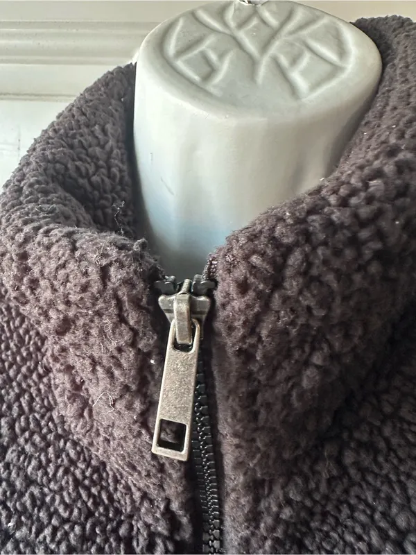 Sage Collective Women’s Black Sherpa Fleece Vest Size M Cozy High Pile Zip Up - Image 5
