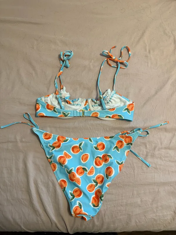 Target Orange Print Tie Shoulder Underwire Bikini Top and Side-Tie Scoop Bottom - Image 4