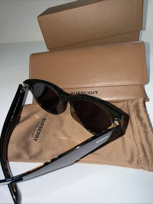 Burberry women’s Black Sunglasses with Brown Case and Pouch - Image 6
