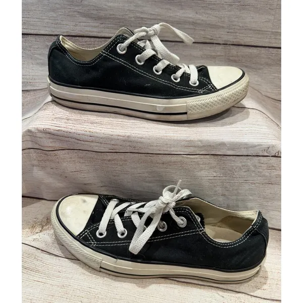 Converse Chuck Taylor All Star Mens 4/Womens 6 Black Low Top Casual Shoes - Image 2