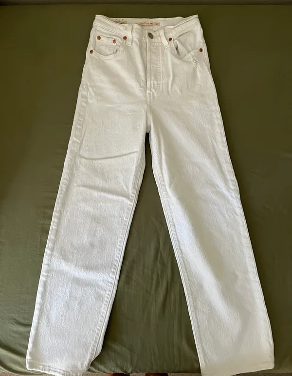 Ribcage Straight Ankle Jeans - Image 2