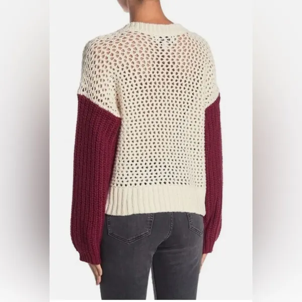 Wildfox Woven Women’s Pinkish Lavendar Cream Sweater Size Large - Image 3