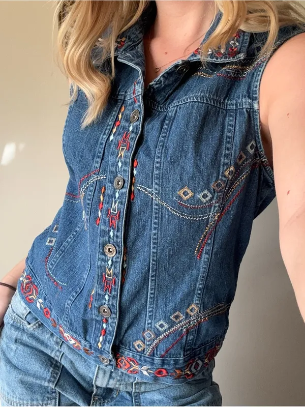 Christopher & Banks 2006 Embroidered Denim Sleeveless Button-Front Vest - Image 7