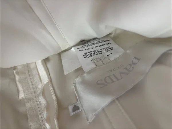 NWT David’s Bridal wedding gown - Image 8