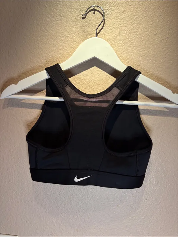 Nike Women’s Dri Fit Sports Bra Black Zip Front Size XS - Image 3