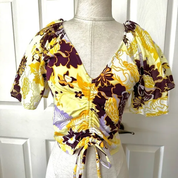 Maeve Anthropologie cinched yellow floral flutter sleeve tie top - Image 3