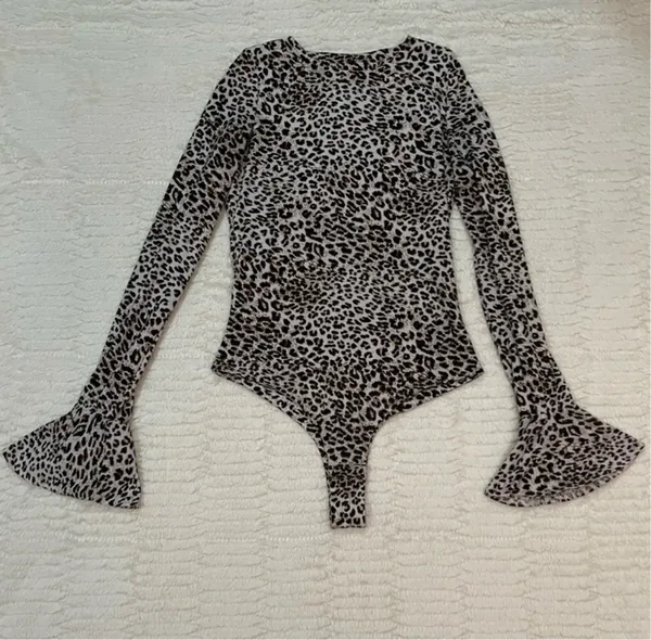 Kittenish Payton Leopard Bell Bodysuit Women’s Size Medium - Image 5