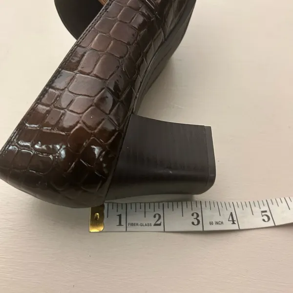 Life Stride Sophisticated Brown Crocodile Pattern Loafers 9 1/2 M - Image 5