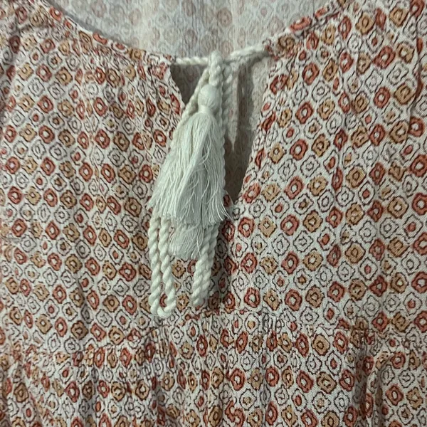 Old navy long sleeve pattern top size large - Image 3