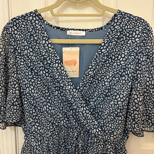 NWT!! KIRUNDO V-Neck Ruffle Abstract Floral Print Dress in Blue & White - Image 7