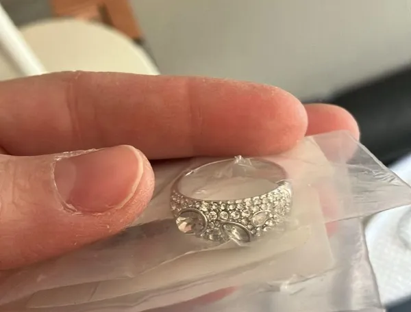 Gorjana Kingston cocktail ring NWOT - Image 4