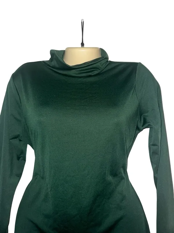 Elegant Deep Green Turtleneck Long-Sleeve Midi Dress - Image 2