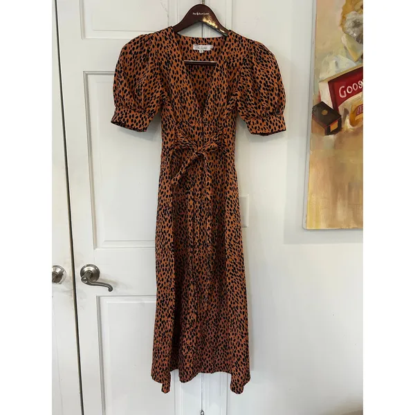 EUC Love, Whit by Whitney Port Dotted Puffed Sleeve Dress Size Medium - Image 3