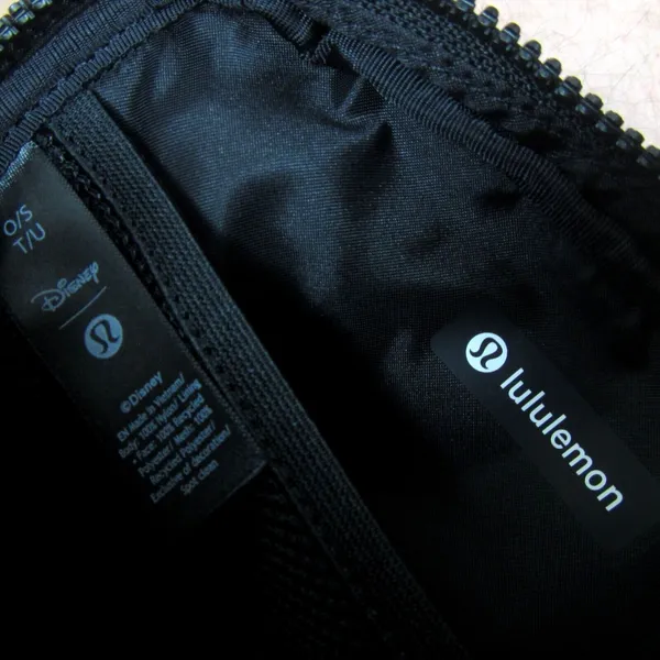 New Disney Parks Lululemon Mickey Everywhere Belt Bag Fanny Pack Black Strap✨ - Image 7