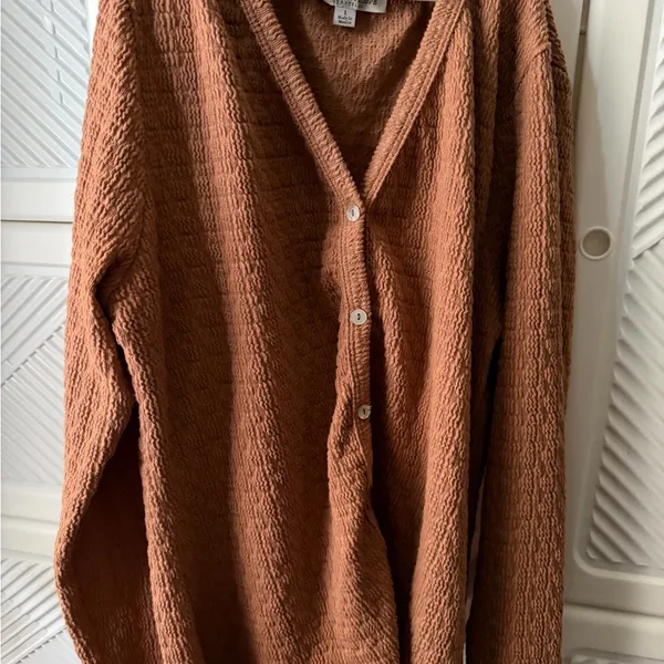 Cozy Brown Button - Image 2