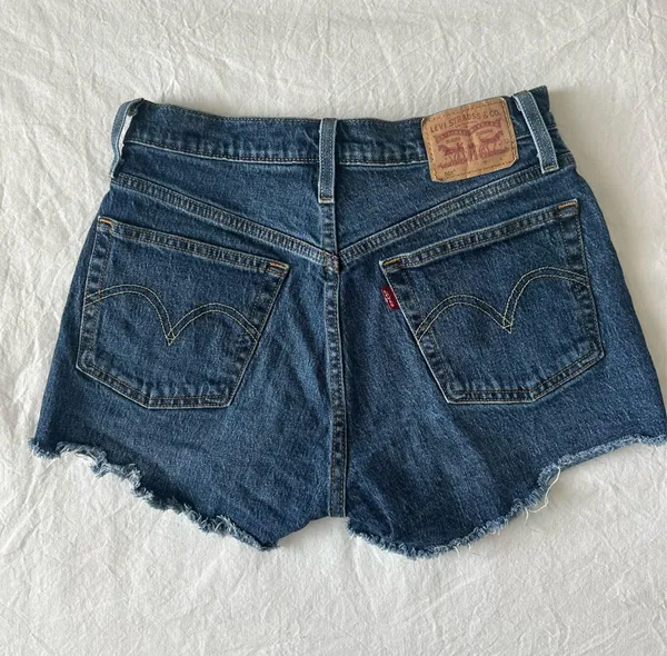 Levi’s 501 Shorts - Image 2