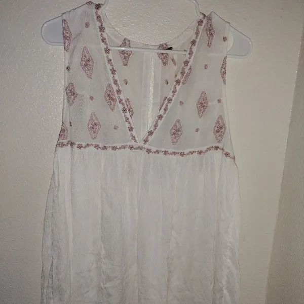 Free People‎ Sleeveless Diamond Embroidered Small - Image 3