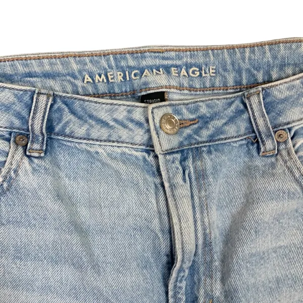 American Eagle Strigid Mom Light Wash High Rise Straight leg Jeans - Image 2