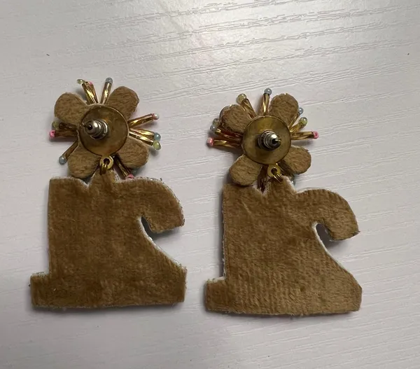 21 Bedazzled Earrings Multiple - Image 3