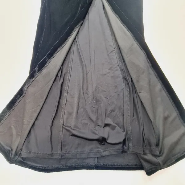 MAJORELLE Amore Gown in Black Small - Image 4