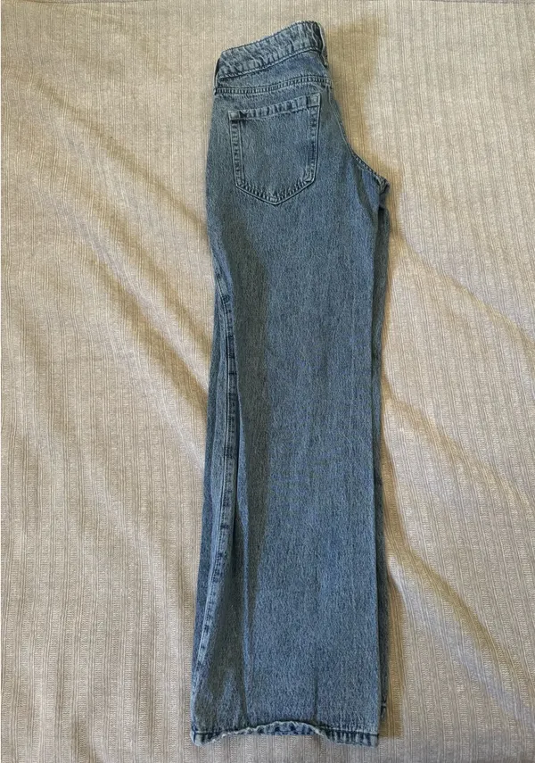 Hollister Low-Rise Baggy Jeans dark wash size waist 27 and long fitted - Image 2
