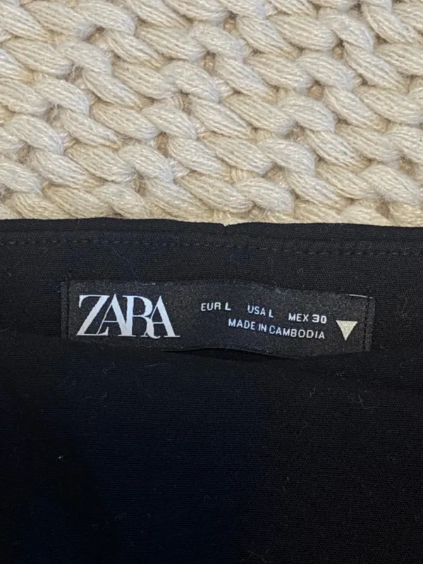 ZARA Black Skort Mini - Image 2