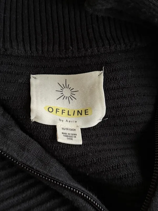 Black Aerie Quarter-Zip OFFLINE - Image 3
