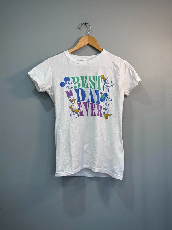 White Disney Best Day Ever Tee Size M EUC - Image 3