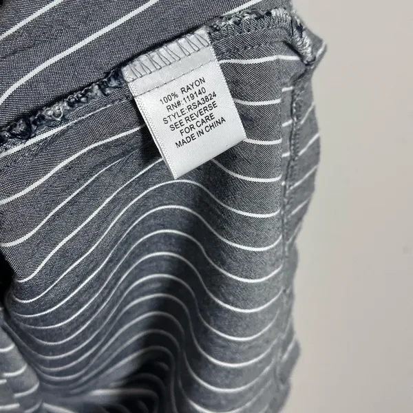 Purple Snow Women‎ Gray Striped Dress size Small - Image 5