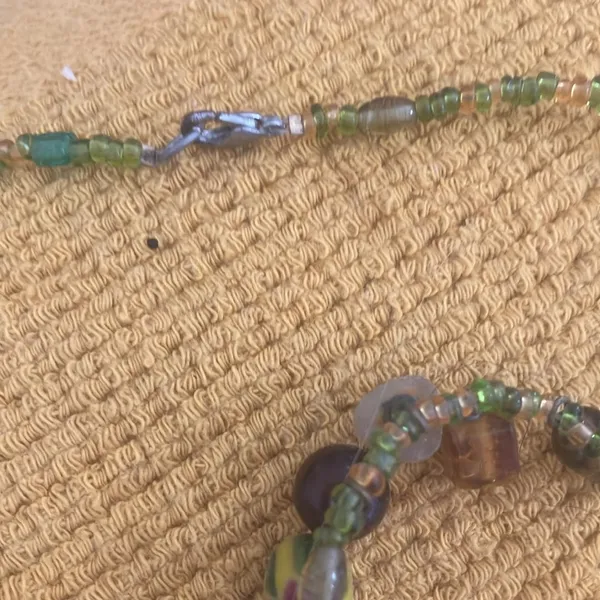 Elegant Green and Brown Beaded choker Necklace - Image 5