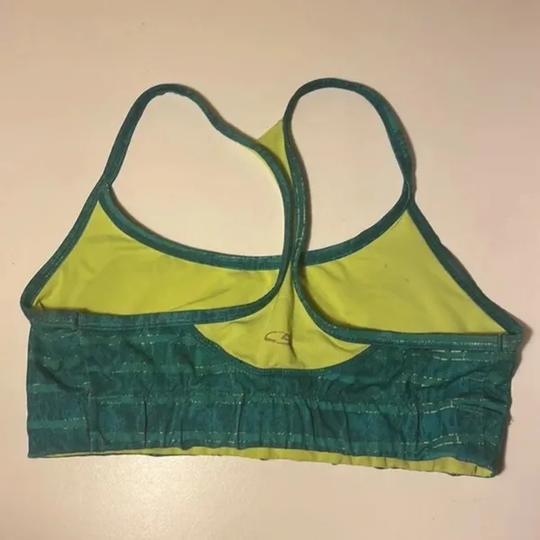 C9 by Champion Green Sports Bra Size Small - Image 2