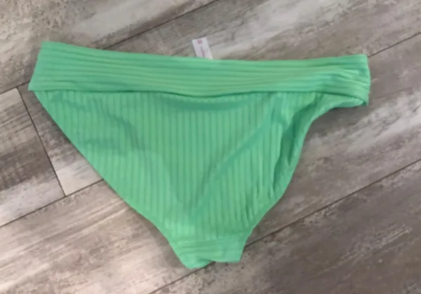 Gorgeous Mint Green Juniors Bikini 👙 Size XL - Image 6
