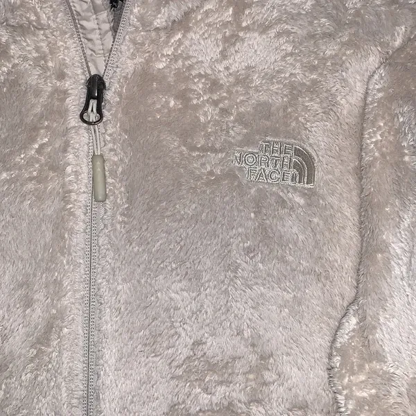 The North Face women’s fleece fur zip jacket size SMALL - Image 2