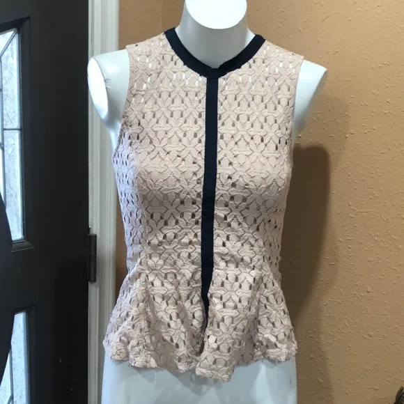 Endless rose beige lace peplum top - Image 3