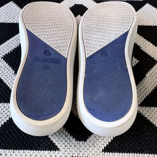 Rothy’s The Original Slip On Sneaker in Black Size 6.5 - Image 12