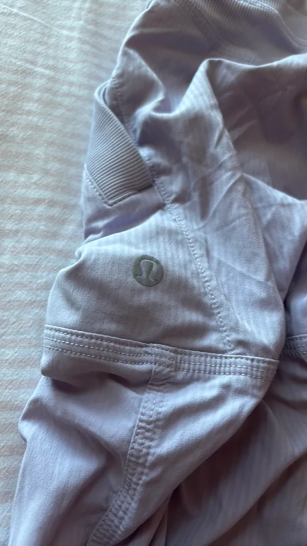 Lululemon Joggers Studio - Image 3