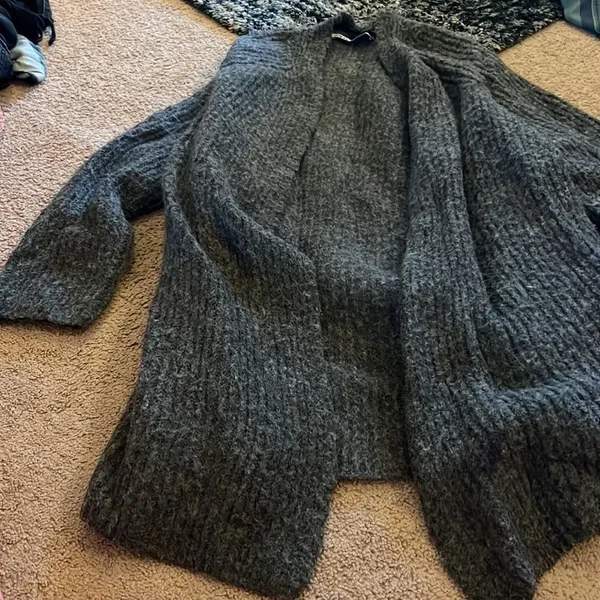 ‎Zara grey cardigan small - Image 4