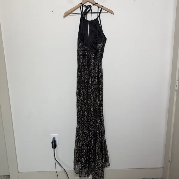 Xscape Women Formal Dress 6 Black Lace Halter Neck Keyhole Maxi Evening Gown - Image 4