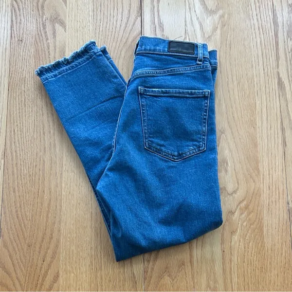 EXPRESS Mom‎ Jeans Women's 4 Super High Rise Button Fly Cropped Denim Pant - Image 10