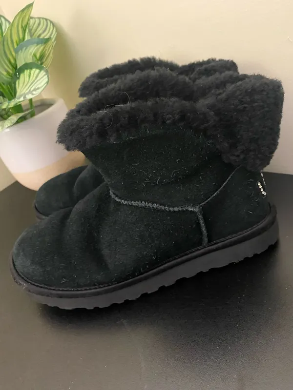 UGG Classic Black Short Womens Boot Crystal Detail, Size 7 - Image 3