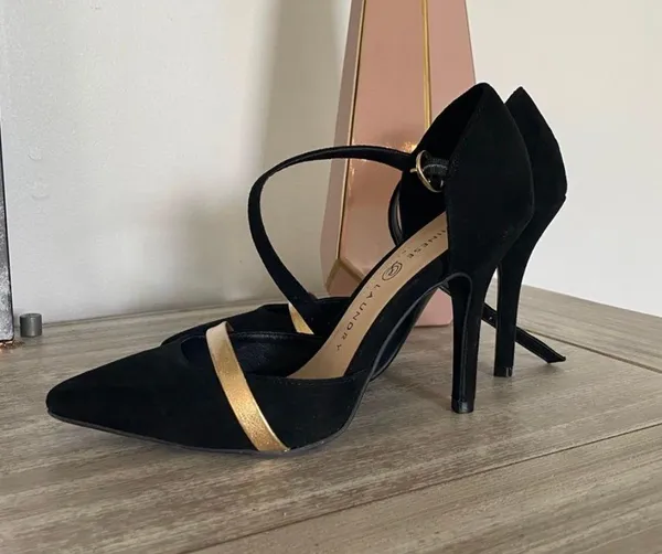 Chinese Laundry Black Heels 👠 - Image 2