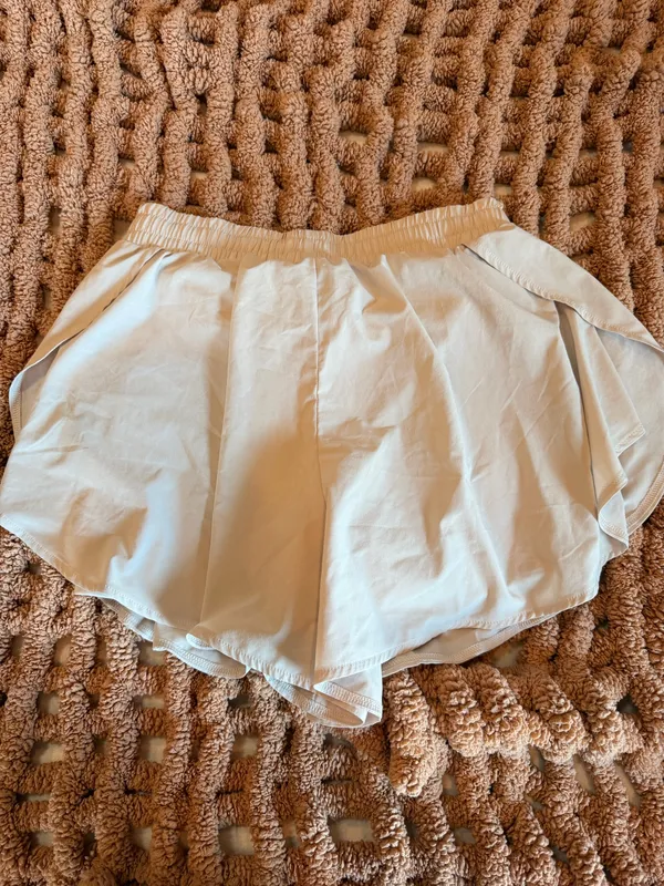 All in Motion 2-in-1 Running Shorts Women’s XS Beige Cream Athletic - Image 4
