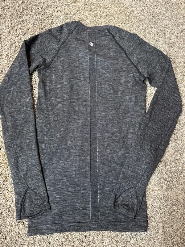 Lululemon Swiftly Speed Long Sleeve - Image 3