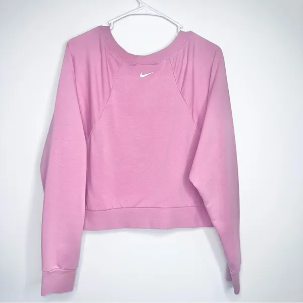Nike Dri Fit Pink Cropped Sweater! - Image 3